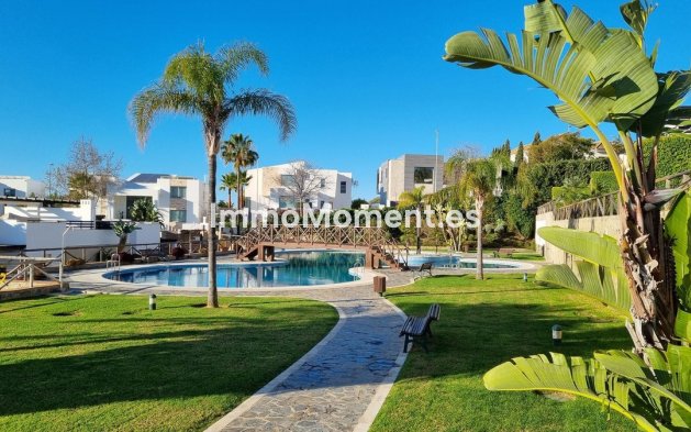 Wiederverkauf - Freistehende Villa - Marbella - Santa Clara