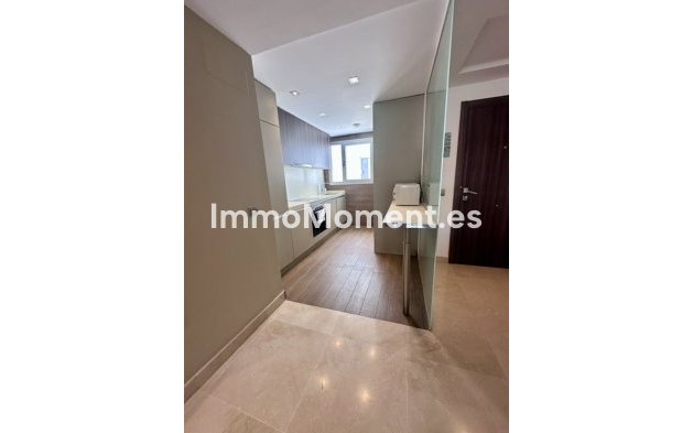 Resale - Apartment - Marbella - Marbella Centro