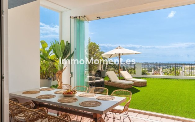 Resale - Apartment - Benahavís - Benahavís Centro