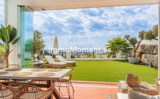Resale - Apartment - Benahavís - Benahavís Centro