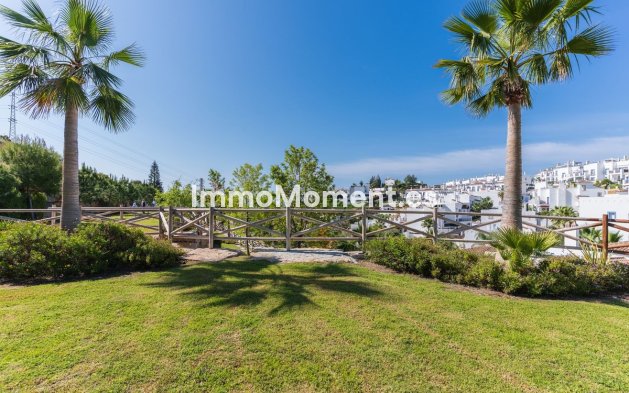Resale - Apartment - Benahavís - Benahavís Centro