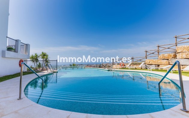 Resale - Apartment - Benahavís - Benahavís Centro