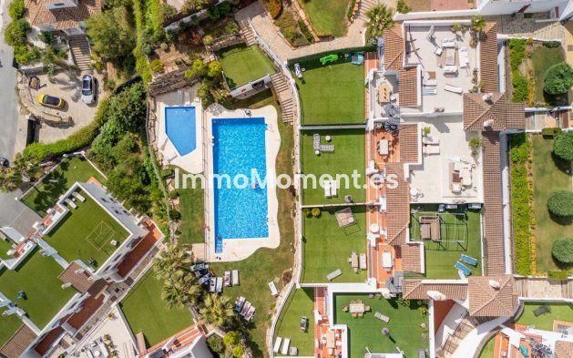 Resale - Apartment - Benahavís - Benahavís Centro