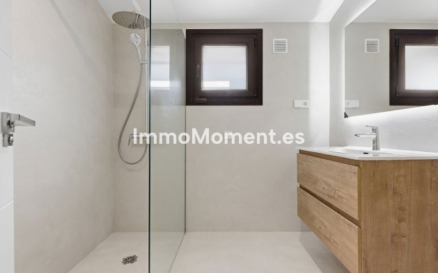 Wiederverkauf - Freistehende Villa - Marbella - El Rosario