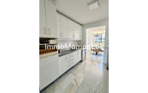 Resale - Apartment - Estepona - Estepona Centro