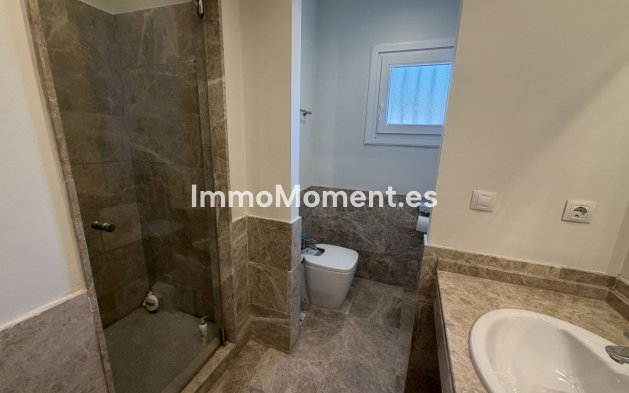 Reventa - Villa independiente - Marbella - Santa Clara