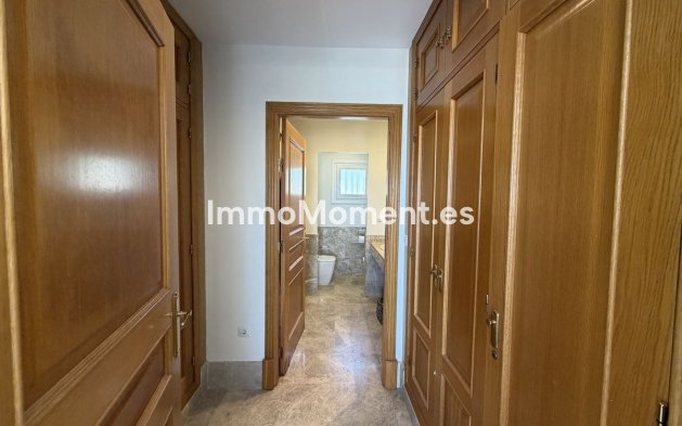 Reventa - Villa independiente - Marbella - Santa Clara