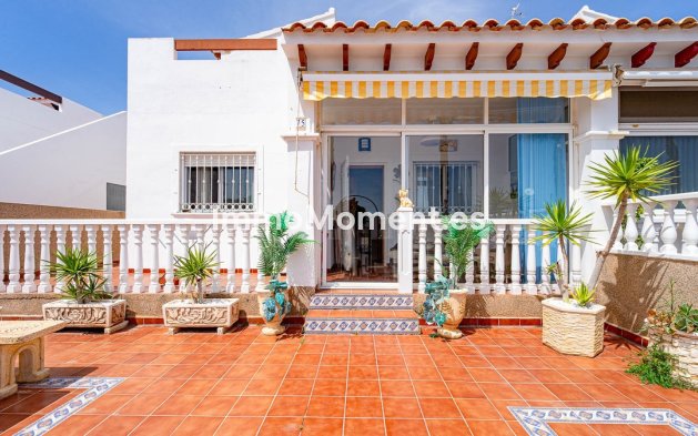 Wiederverkauf - Freistehende Villa - Orihuela - Punta Prima
