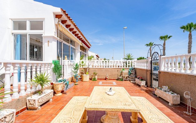 Wiederverkauf - Freistehende Villa - Orihuela - Punta Prima