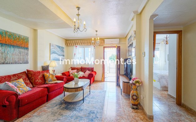 Wiederverkauf - Freistehende Villa - Orihuela - Punta Prima