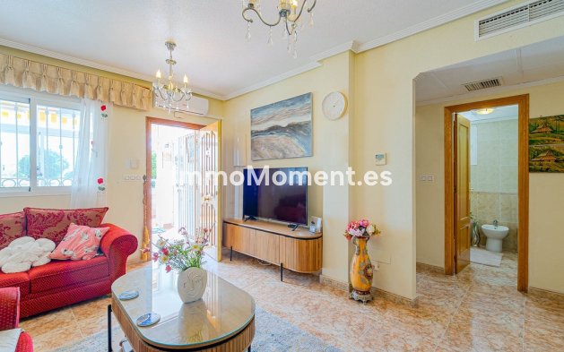 Wiederverkauf - Freistehende Villa - Orihuela - Punta Prima