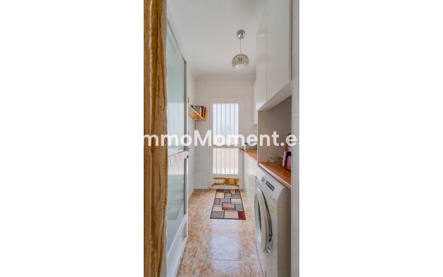 Wiederverkauf - Freistehende Villa - Orihuela - Punta Prima