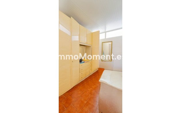 Wiederverkauf - Freistehende Villa - Orihuela - Punta Prima