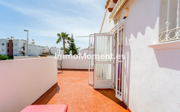 Wiederverkauf - Freistehende Villa - Orihuela - Punta Prima