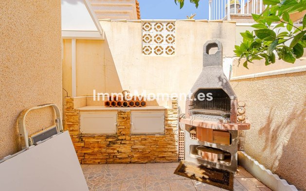 Resale - Detached villa - Orihuela - Punta Prima