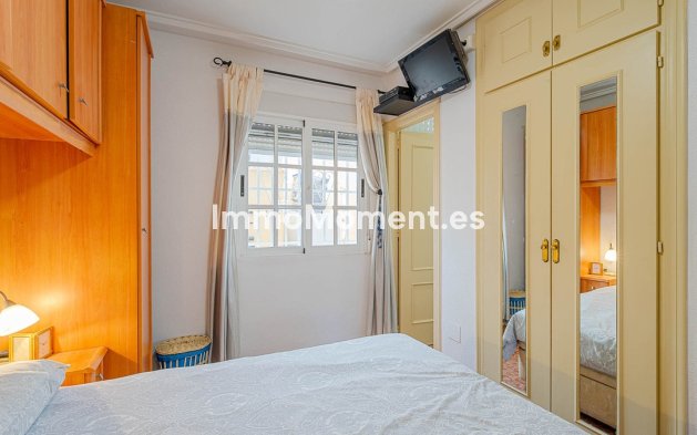 Resale - Detached villa - Orihuela - Punta Prima