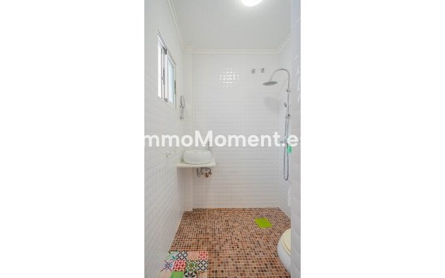 Resale - Detached villa - Orihuela - Punta Prima