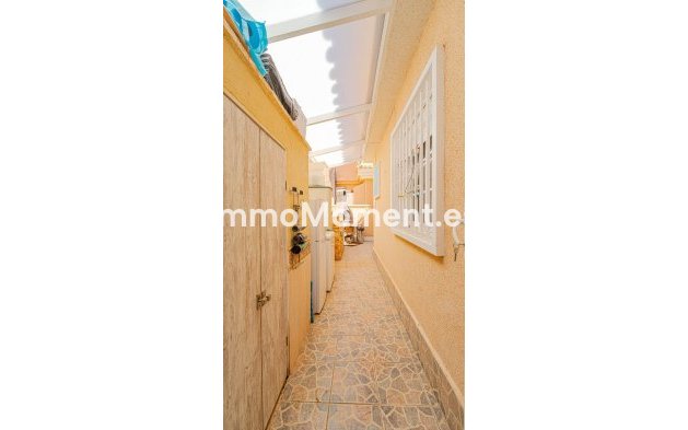 Resale - Detached villa - Orihuela - Punta Prima