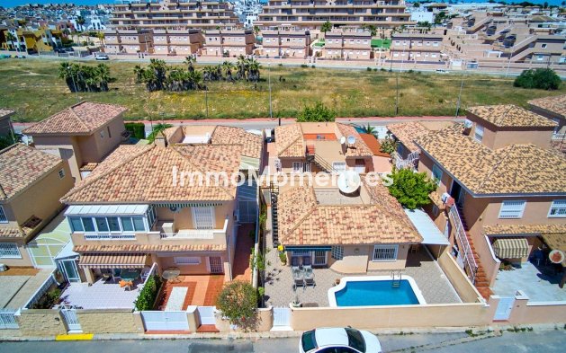 Resale - Detached villa - Orihuela - Punta Prima