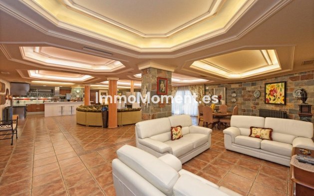 Reventa - Villa independiente - Mijas - Mijas Centro