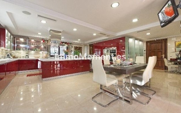 Reventa - Villa independiente - Mijas - Mijas Centro
