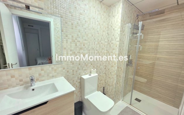 Resale - Apartment - Torrevieja - Torrevieja Centro