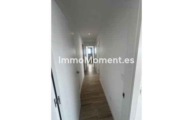 Resale - Apartment - Mijas - La Cala de Mijas
