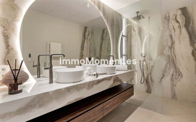 Reventa - Apartamento - Estepona  - Estepona Centro
