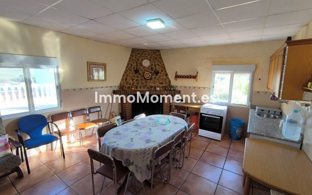 Resale - Country house - Yecla - Yecla Centro