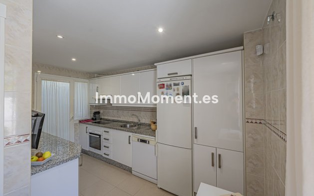 Wiederverkauf - Wohnung - Marbella - Nueva Andalucía