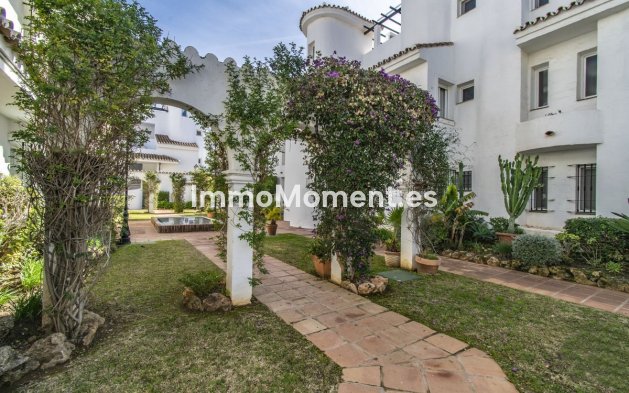 Wiederverkauf - Wohnung - Marbella - Nueva Andalucía