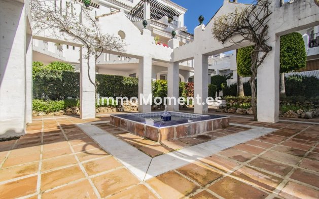 Wiederverkauf - Wohnung - Marbella - Nueva Andalucía