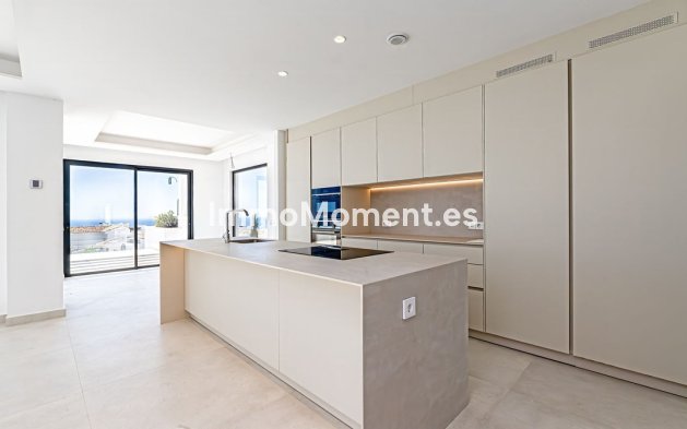 Resale - Detached villa - Benalmadena - Benalmadena Centro