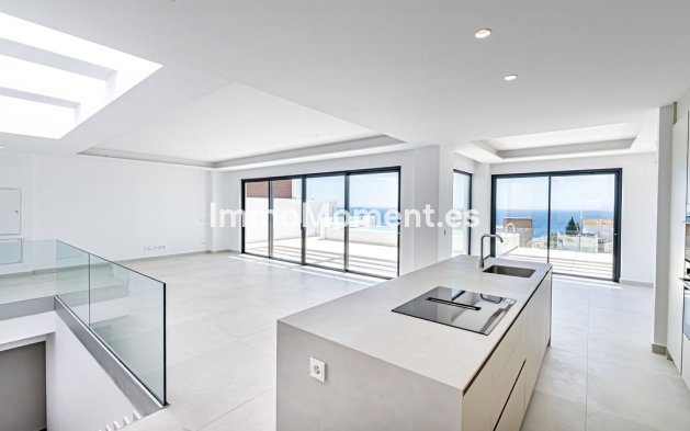 Resale - Detached villa - Benalmadena - Benalmadena Centro