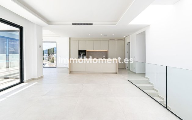 Resale - Detached villa - Benalmadena - Benalmadena Centro