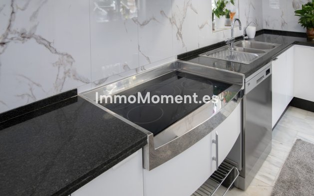 Reventa - Villa independiente - Mijas - Calahonda