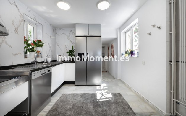 Reventa - Villa independiente - Mijas - Calahonda
