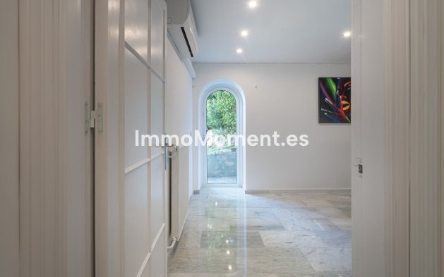 Reventa - Villa independiente - Mijas - Calahonda