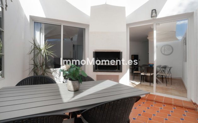 Resale - Townhouse - Marbella - Nueva Andalucía