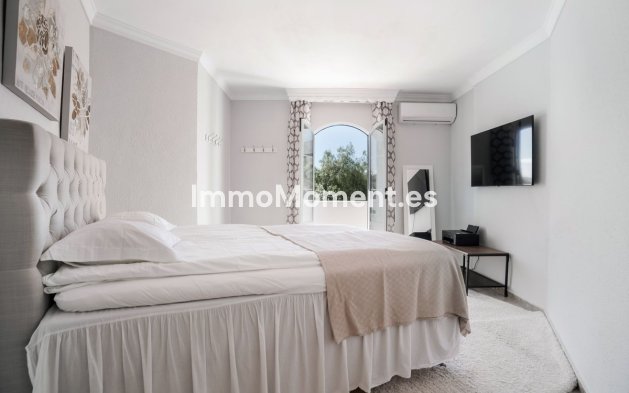 Resale - Townhouse - Marbella - Nueva Andalucía
