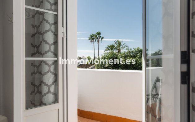 Resale - Townhouse - Marbella - Nueva Andalucía