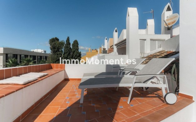 Resale - Townhouse - Marbella - Nueva Andalucía