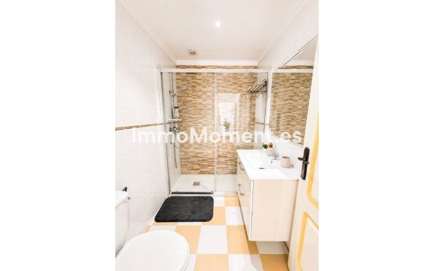 Wiederverkauf - Freistehende Villa - Torrevieja - Torrevieja Centro