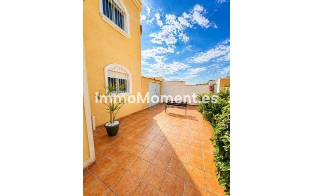 Wiederverkauf - Freistehende Villa - Torrevieja - Torrevieja Centro