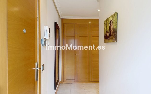 Resale - Apartment - Estepona - Selwo