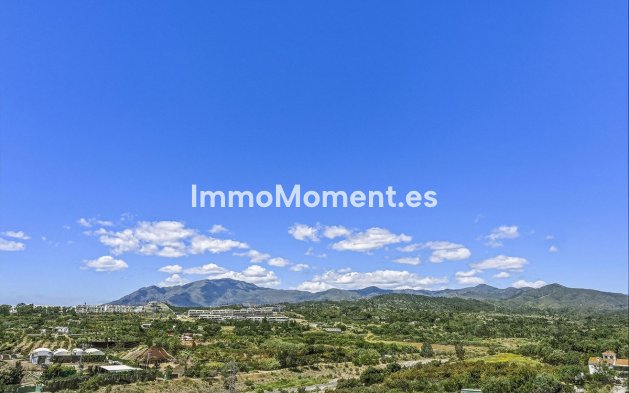 Resale - Apartment - Estepona - Cancelada