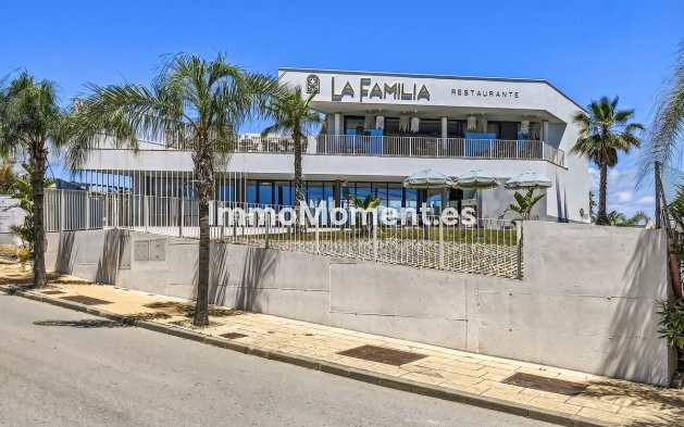 Resale - Apartment - Estepona - Cancelada