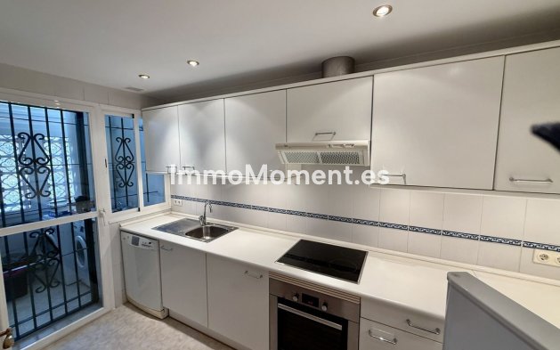Bestaande woning - Vrijstaande villa - Marbella - Elviria