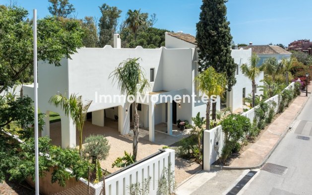 Wiederverkauf - Freistehende Villa - Marbella - Guadalmina Baja