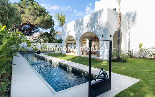 Wiederverkauf - Freistehende Villa - Marbella - Guadalmina Baja